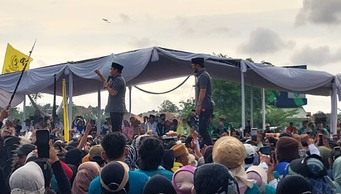 Pidato Robinsar-Fajar di Kampanye Akbar: “Tak Butuh Kata Penghargaan,Masyarakat Cilegon Butuh Kerja Nyata dan Kesejahteraan