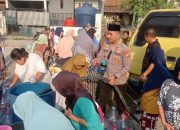 Polsek Bojonegara dan PT Angels Products Salurkan Air Bersih untuk Warga Bojonegara