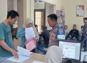 Ratusan Calon PPPK Paruh Waktu Serbu Polsek Purwakarta Demi SKCK, Kejar Batas Akhir Penyerahan Berkas