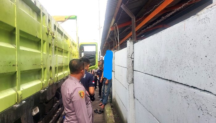 Supir Truk Ditemukan Tewas Tergantung di Parkiran PT Duta Sugar International, Sempat Pinjam HP Kernet untuk Telepon Istri