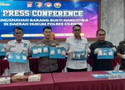 Satres Narkoba Tangkap Ibu Rumah Tangga Nyambi Jadi Kurir Narkotika di Cilegon, Ratusan Gram Sabu dan Ekstasi Disita