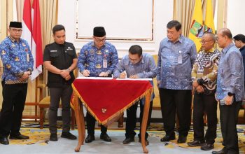 Pemkot Cilegon Pindahkan Gaji ASN ke Bank Banten,Wali Kota:Harus Diiringi Pelayanan Prima dan Profesional