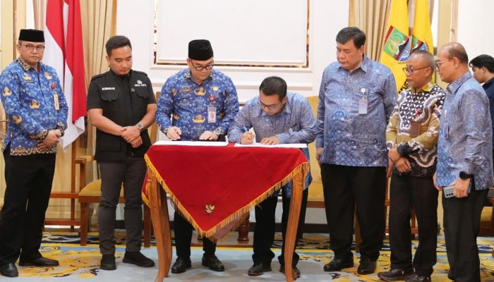 Pemkot Cilegon Pindahkan Gaji ASN ke Bank Banten,Wali Kota:Harus Diiringi Pelayanan Prima dan Profesional