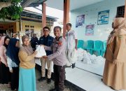 Dampak Pembangunan Pabrik PT Wankai, PT KSI Bagikan Sembako Sekaligus Eratkan Silaturahmi dengan Warga Ramanuju