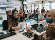Jauh Dari Target Nasional,Robinsar Minta Disdukcapil Kebut Target IKD dan Validasi Bansos
