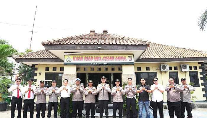 Sinergi Polisi dan Masyarakat: Kapolres Cilegon Tekankan Pentingnya Kehadiran Polri di Tengah Warga Saat Kunker ke Polsek Cibeber