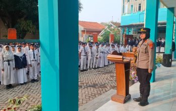Polisi Peduli Pendidikan: AKP Heni Pancawati Ingatkan Pelajar SMPN 13 Cilegon Jauhi Tawuran hingga Narkoba