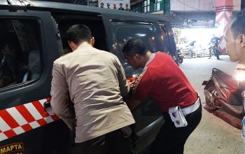Gercep,Polsek Cilegon Tangani Korban Lakalantas di Perempatan Jalan Temu Putih