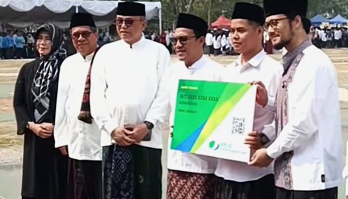 Pemkot Cilegon Beri Perlindungan BPJS Ketenagakerjaan untuk Guru Ngaji di Hari Santri